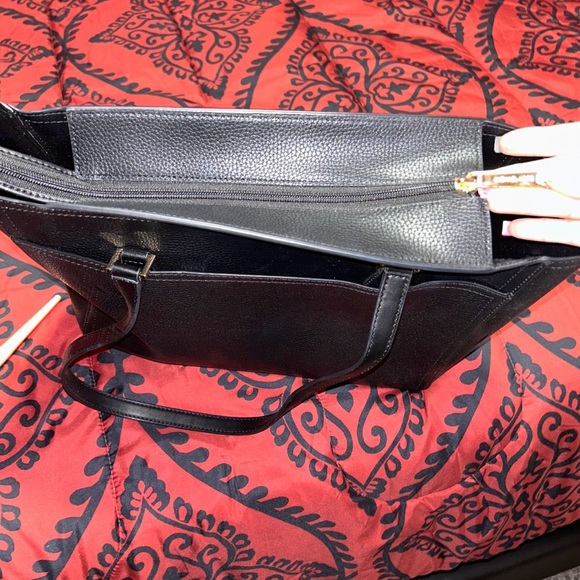 Brand New, Large Michael Kors purse - Picture 4 of 5